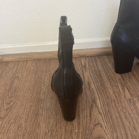 Mimco black leather ankle boots size 39 - Picture 4 of 4